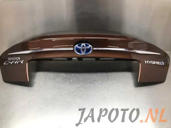 Rama tylnej klapy Toyota C-HR