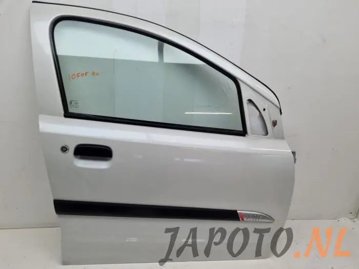 Drzwi prawe przednie wersja 4-drzwiowa Suzuki Alto