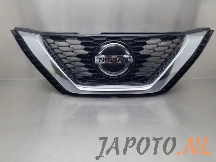 Grill Nissan Qashqai+2