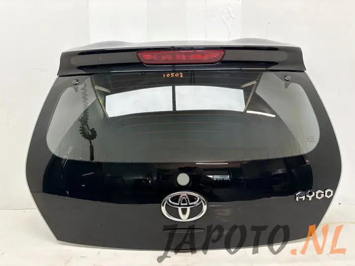 Tylna klapa Toyota Aygo