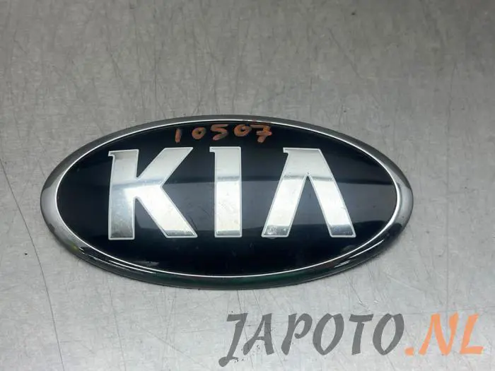 Emblemat Kia Cee'D