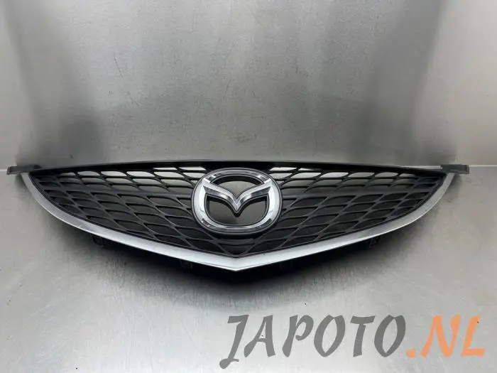 Grill Mazda 6.